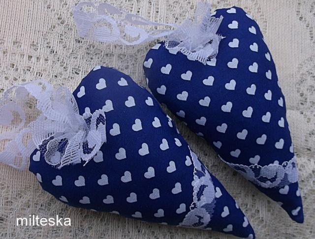 háčkovaná čepice-modrá