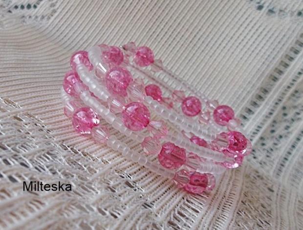 háčkovaná čepice-modrá