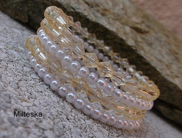 háčkovaná čepice-modrá