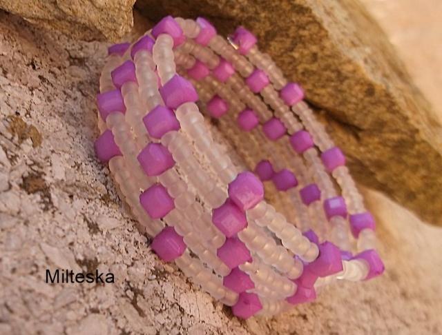 háčkovaná čepice-modrá