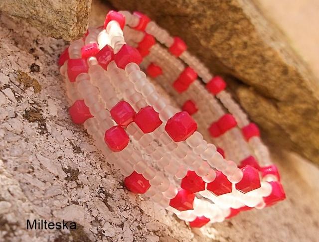 háčkovaná čepice-modrá