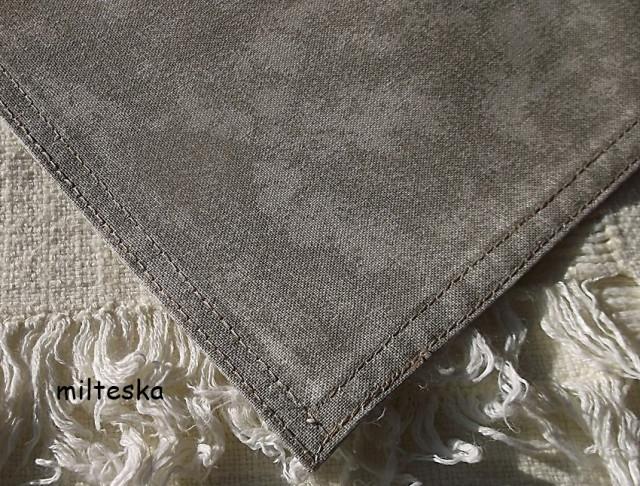 háčkovaná čepice-modrá