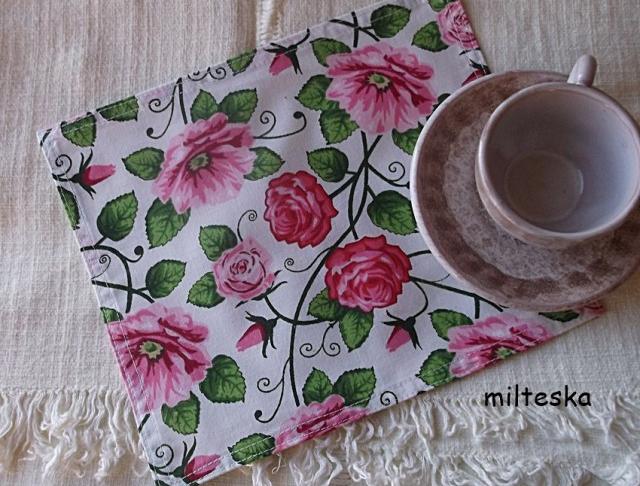 háčkovaná čepice-modrá