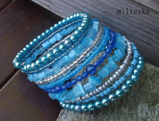 háčkovaná čepice-modrá