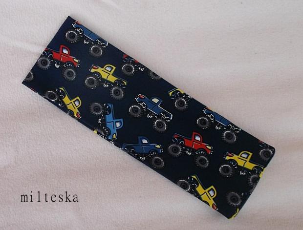 háčkovaná čepice-modrá