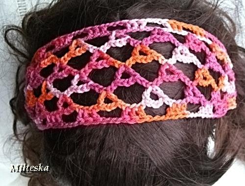 háčkovaná čepice-modrá