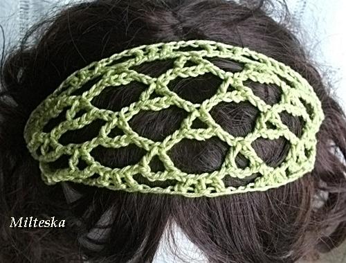 háčkovaná čepice-modrá