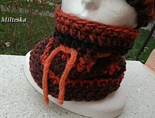 háčkovaná čepice-modrá