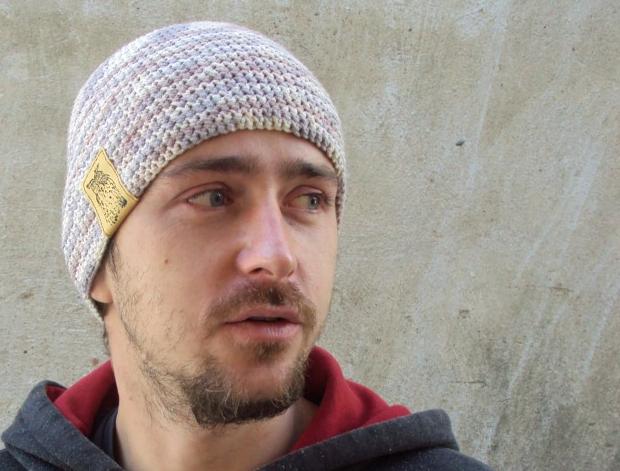 Čepice Neonka žlutavá