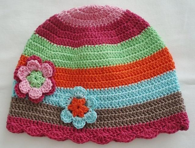 Háčkovaná čepička 618