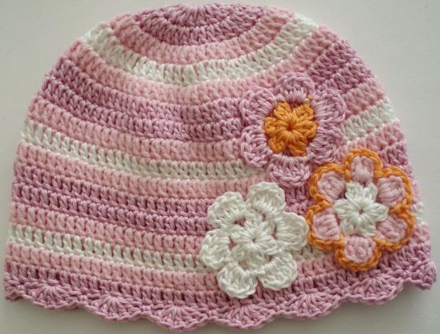 Háčkovaná čepička 618