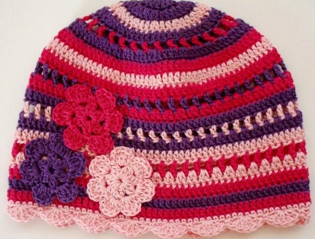 Háčkovaná čepička 618