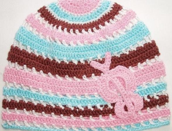 Háčkovaná čepička 618