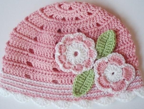 Háčkovaná čepička 618