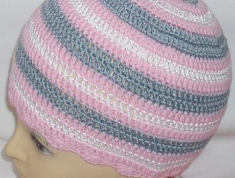 Háčkovaná čepička 618