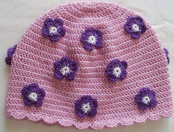 Háčkovaná čepička 618