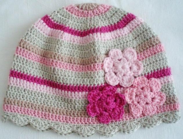 Háčkovaná čepička 618