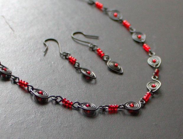 ČERVENÁ OČKA tanec jarní elegantní sada vlnka větvička spirála výrazný vlna taneční výrazné orient orientální jedinečný komplet jedinečné 