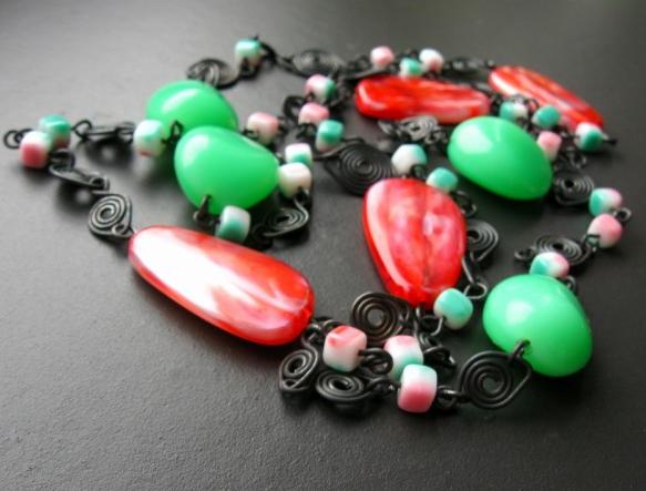 Dlouhý červený a zelený elegantní sada spirála výrazný autorský výrazné jedinečný komplet handmade jedinečné 