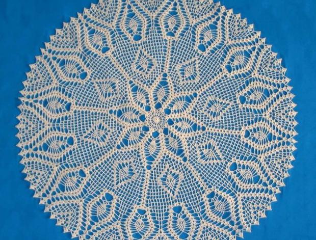 Dečka kruhová 80cm dekorace dárek háčkovaná dečka na stůl z motivků 