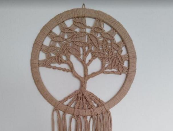 Háčkovaná bílá se srdíčky - 50cm