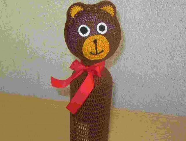 Háčkovaná bílá se srdíčky - 50cm