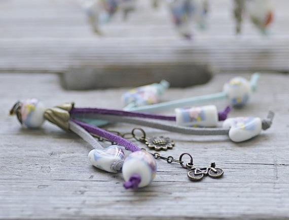 střapec k zipu - modrá+staromosaz přívěsek srdce květina srdíčko slunečnice květ řetízek karabinka korálek kulička porcelán kolo kvítek oliva váleček střapec kaplík řemínek jízdní kolo olivka 