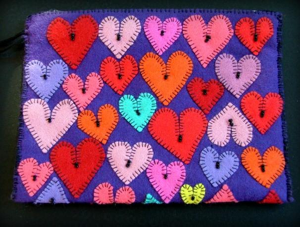 Bílá můra brož i náhrdelník