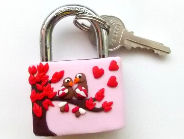 Dvojčata k nerozeznání - dospělé