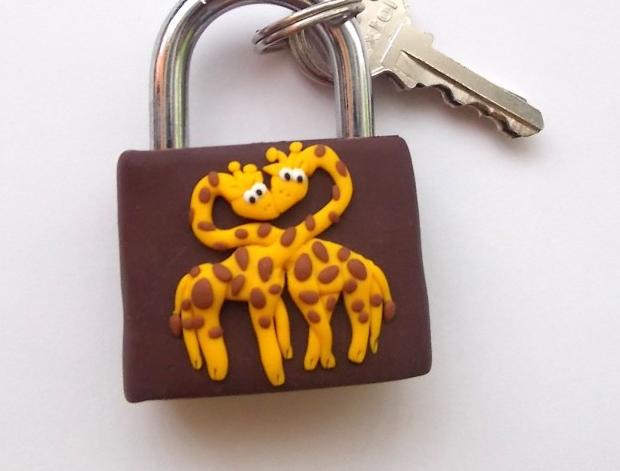 Dvojčata k nerozeznání - dospělé