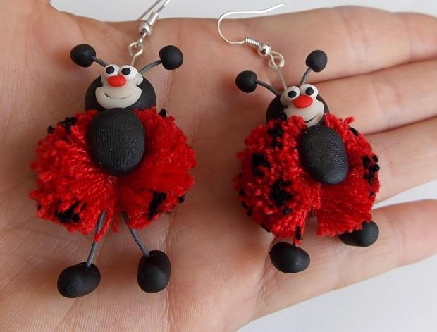 Dvojčata k nerozeznání - dospělé