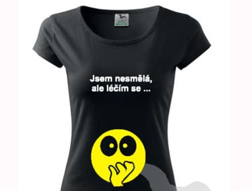 Jsem nesmělý/á, ale léčím se... smajlík triko tričko úsměv emoikona 