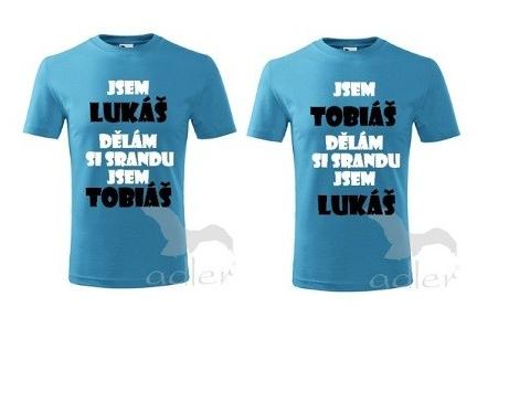 Dvojčata k nerozeznání - dospělé