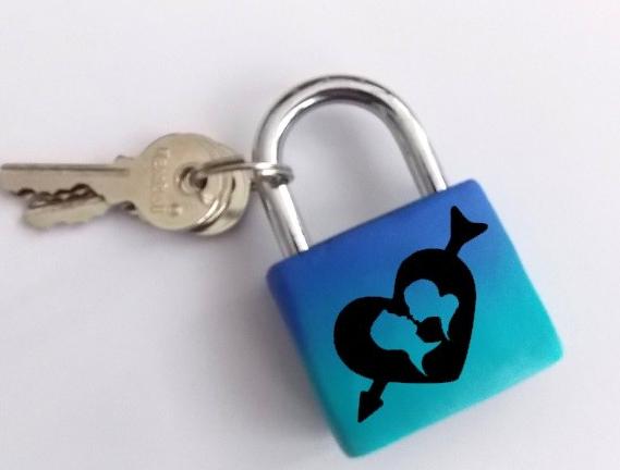 Dvojčata k nerozeznání - dospělé