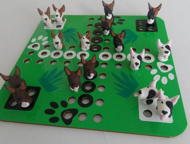 Dvojčata k nerozeznání - dospělé