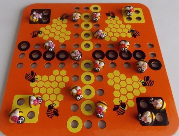 Dvojčata k nerozeznání - dospělé