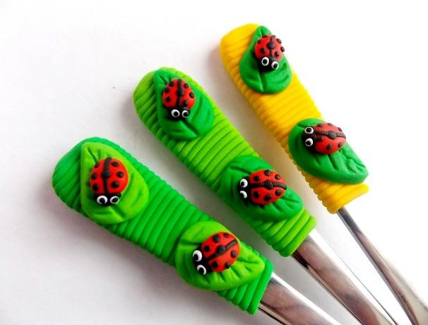 Dvojčata k nerozeznání - dospělé