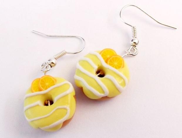 Dvojčata k nerozeznání - dospělé