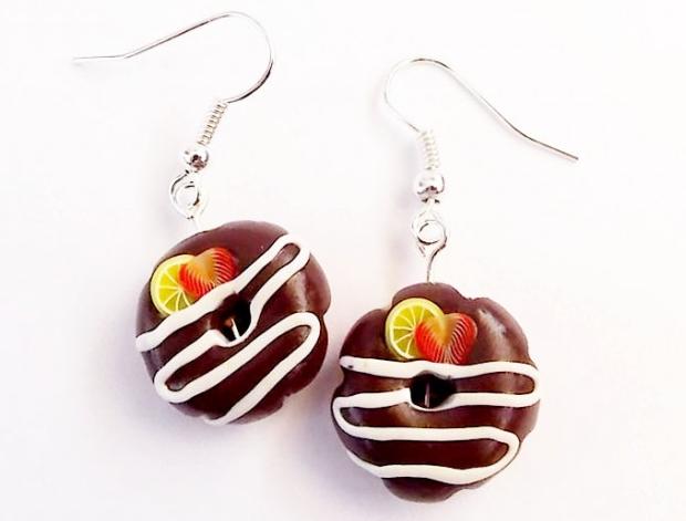 Dvojčata k nerozeznání - dospělé