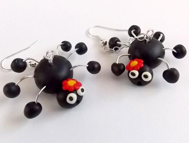 Dvojčata k nerozeznání - dospělé