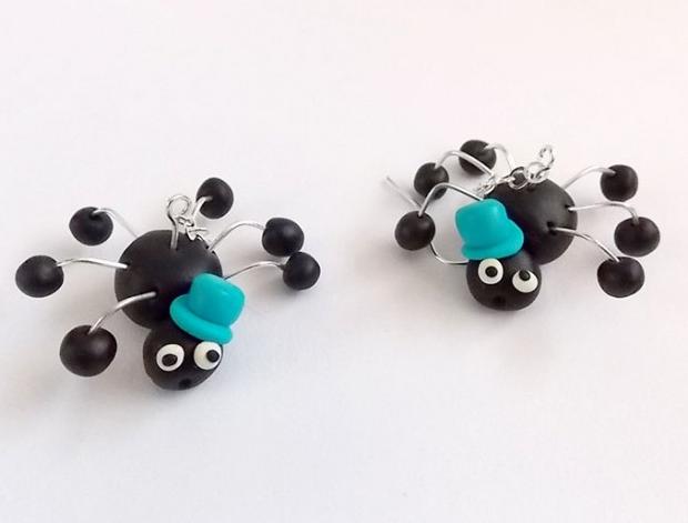 Dvojčata k nerozeznání - dospělé