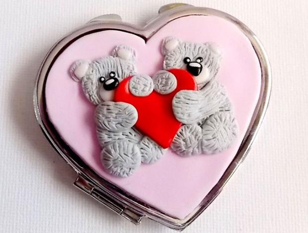 Dvojčata k nerozeznání - dospělé