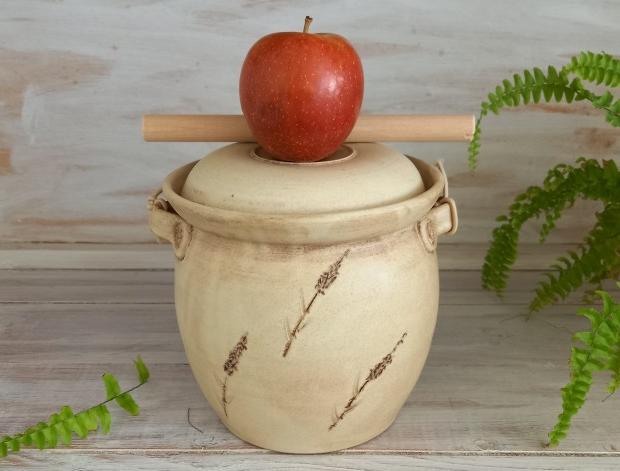Hrnek s ohřívákem - pec na jablko
