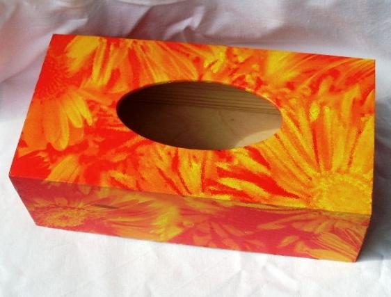 krabička na kapesníky Erika krabička kapesníky krabice květiny zátiší decoupage ubrousek kapesník ubrousky grunterka. 
