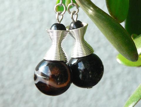 Pletený baret ve sv.hnědé barvě