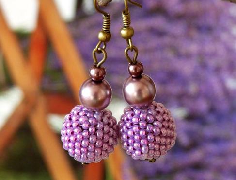 Pletený baret ve sv.hnědé barvě