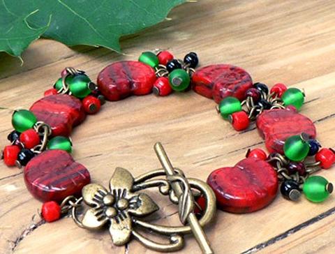 Pletený baret ve sv.hnědé barvě