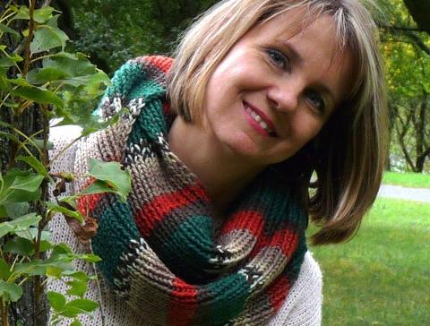 Pletený baret ve sv.hnědé barvě