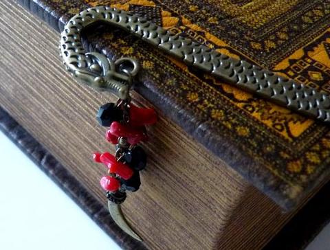 Pletený baret ve sv.hnědé barvě