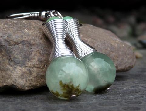 Pletený baret ve sv.hnědé barvě